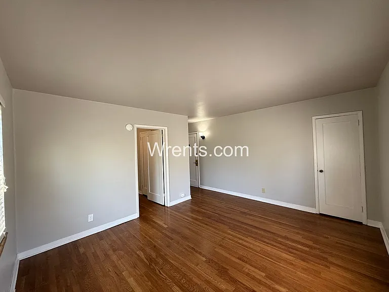 1824 W Riverside Ave — Photo 8