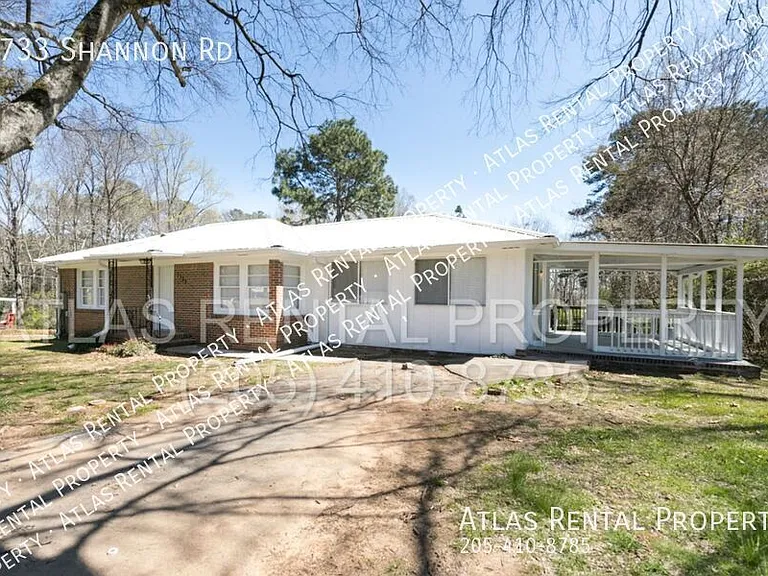 1733 Shannon Rd — Photo 2