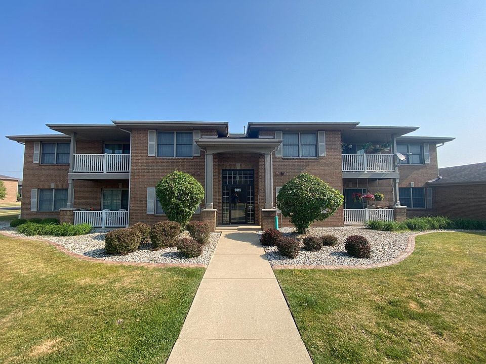 1st image of 9815 Wildwood Ct APT 2A