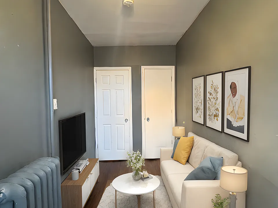 Living Room/1st bedroom