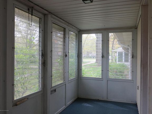 5th image of 274C Kingston Ct #100C