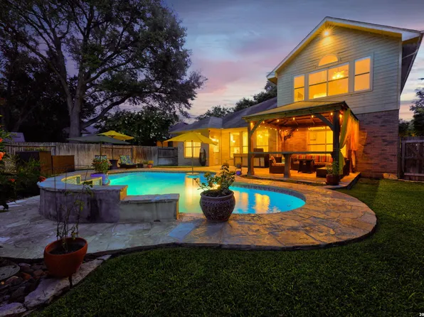 3035 Fall Mist Dr, San Antonio, TX 78247