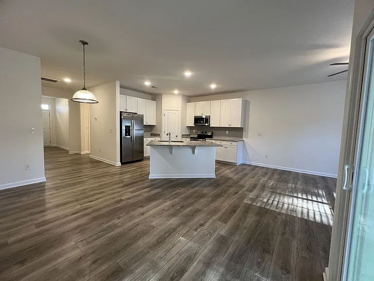 112 Arbor Trl — Photo 34
