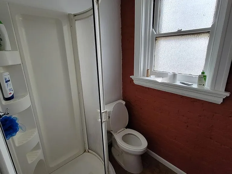 2215 Victor St — Photo 19