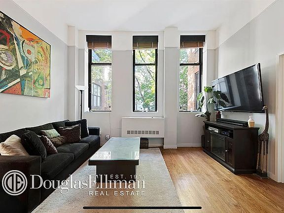 2nd image of 115 4th Ave APT 2H