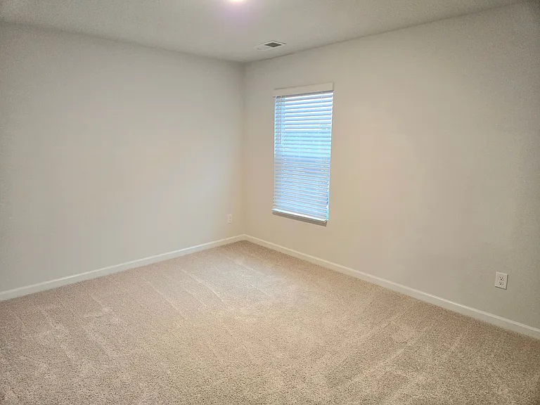 4828 Southwind Rd — Photo 24