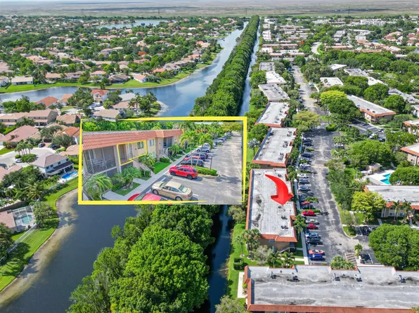 435 Lakeview Drive #203, Weston, FL 33326