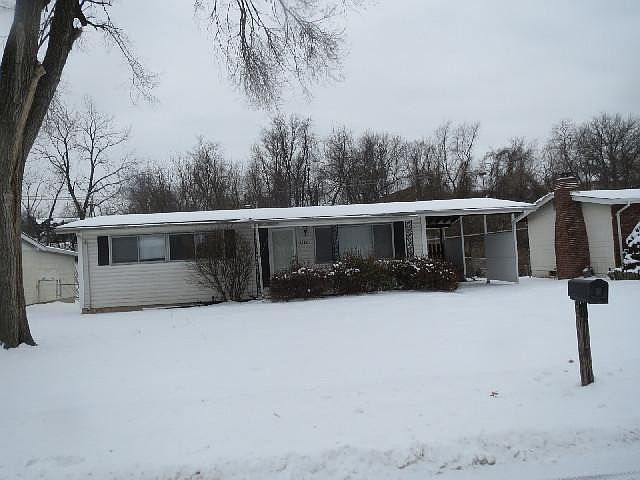 1st image of 1570 Champlin Dr