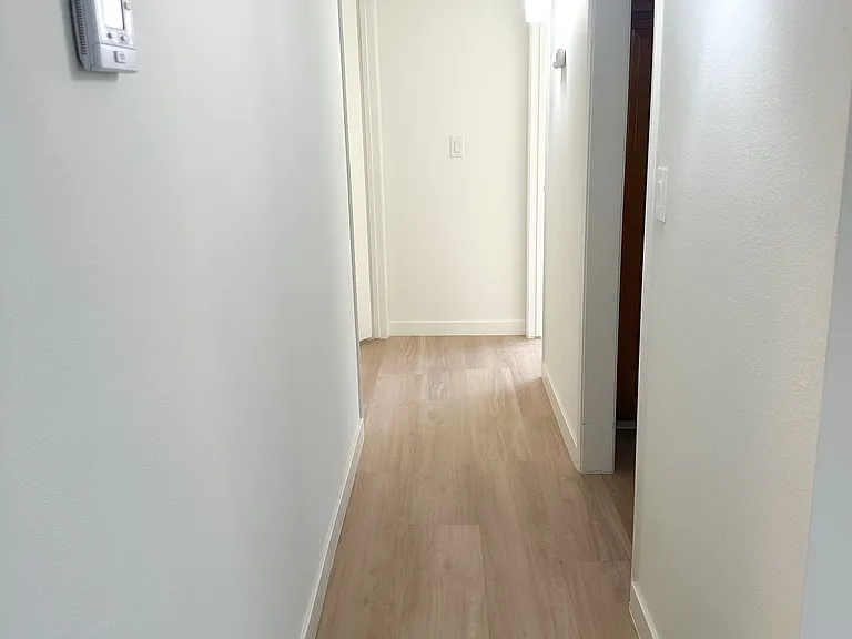 20342 Rue Crevier #613 — Photo 3