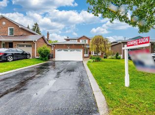 92 Reynier Dr, Brampton, ON L6Z1M1