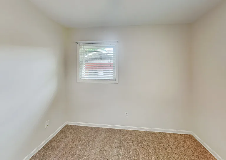 2902 Delcourt Dr — Photo 8