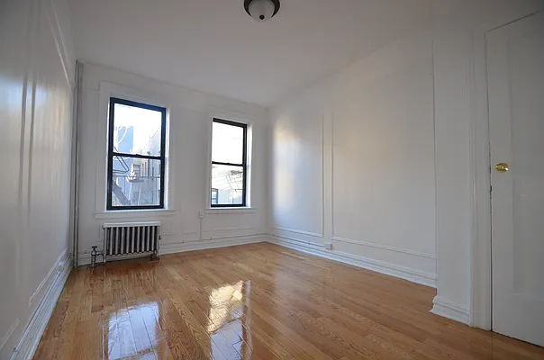 Rented by CITY SKYLINE REALTY INC | media 22