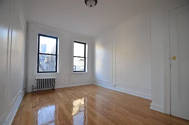 Rented by CITY SKYLINE REALTY INC