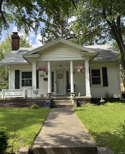 1621 McKinley Ave, South Bend, IN, 46617