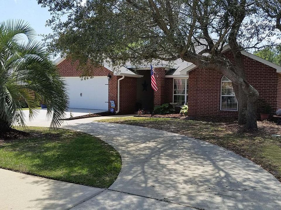 1st image of 1707 Lighthouse Pointe Dr
