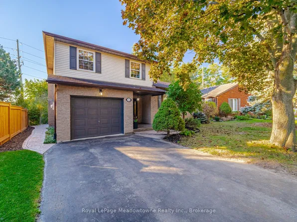 322 Kingsway Pl, Milton, ON L9T 4C8