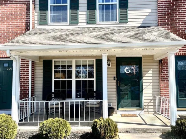 205 Riverstone Ln, Bellefonte, PA 16823