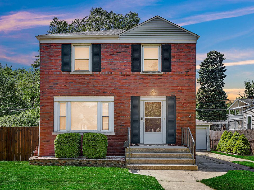 2nd image of 10816 S Trumbull Ave