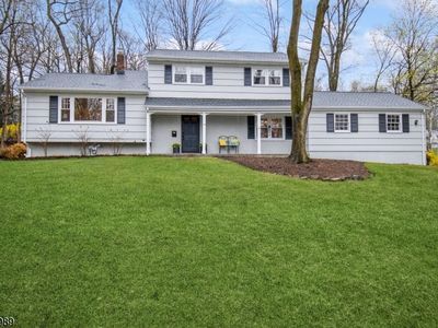 19 Hathaway Dr, New Providence, NJ, 07974