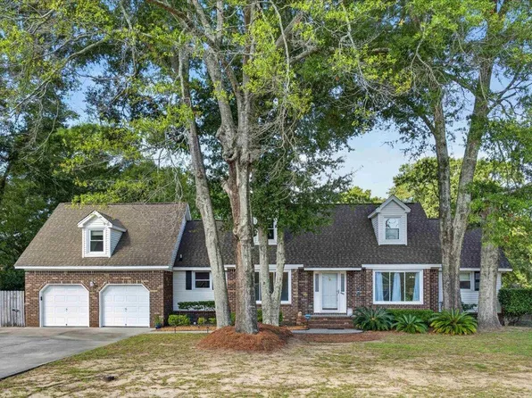 947 Foxcroft Rd, Charleston, SC 29412