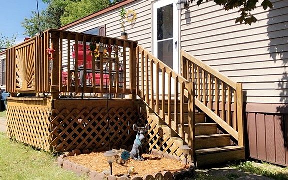 3rd image of 2040 McDivitt Ct