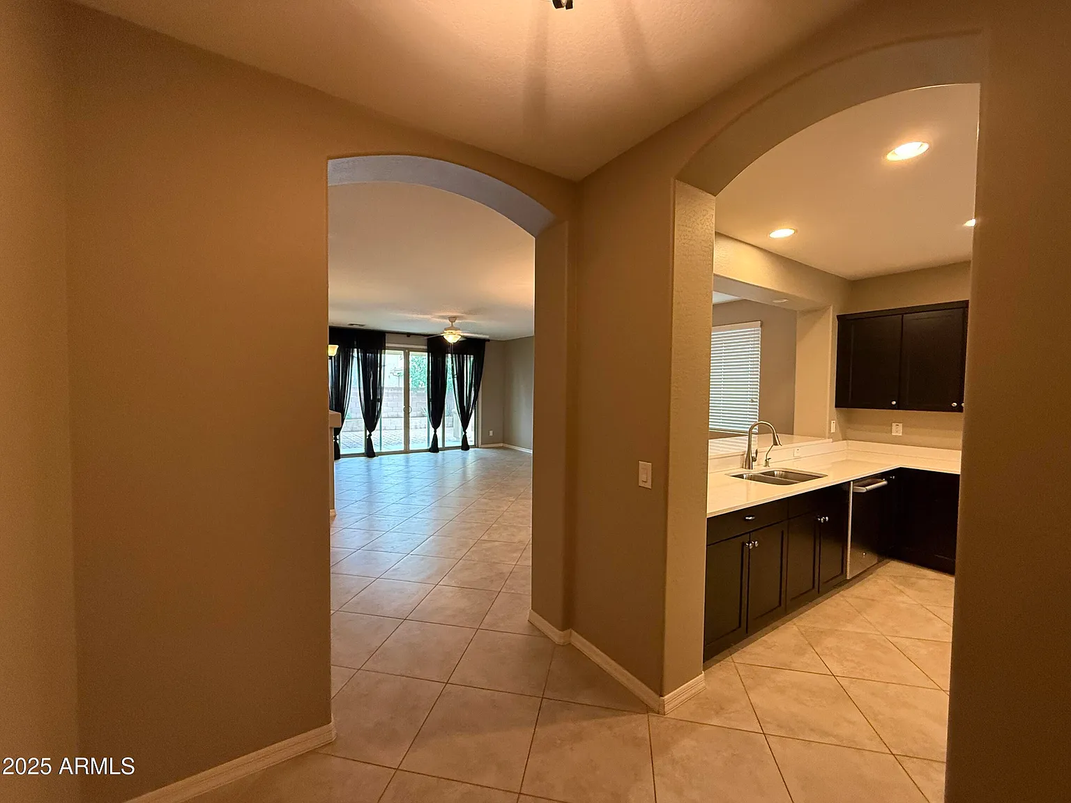 3 bed, 2.0 bath, 1595 sqft, $2,495 — Photo 4