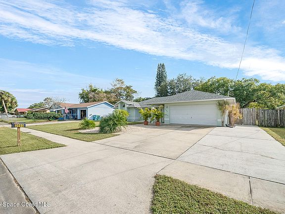 2nd image of 2885 Kingston Ln