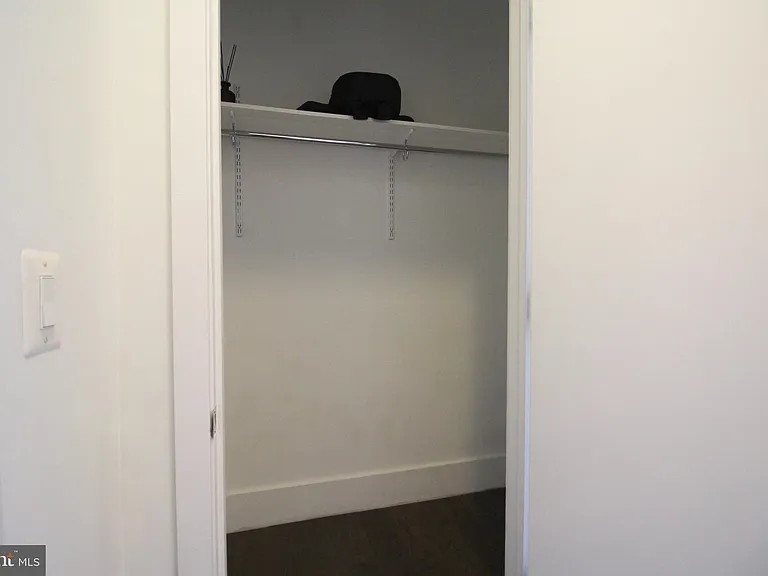515 N Washington St #203 — Photo 18