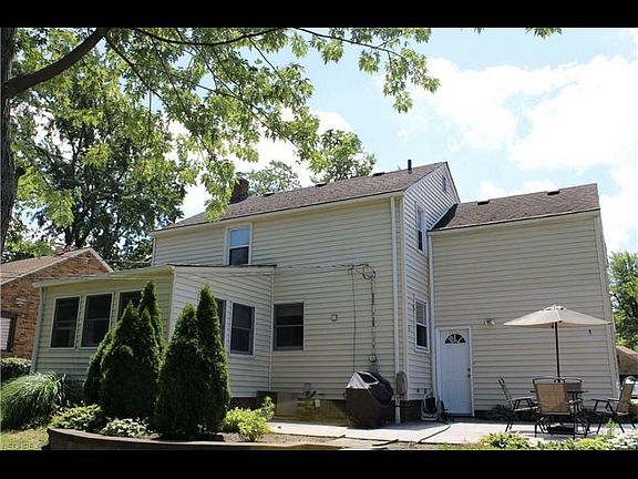 5th image of 23642 Belmont Dr