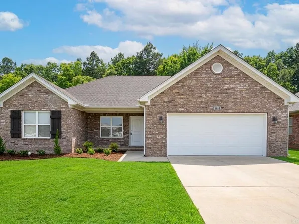 1355 Acuff Ln, Conway, AR 72034