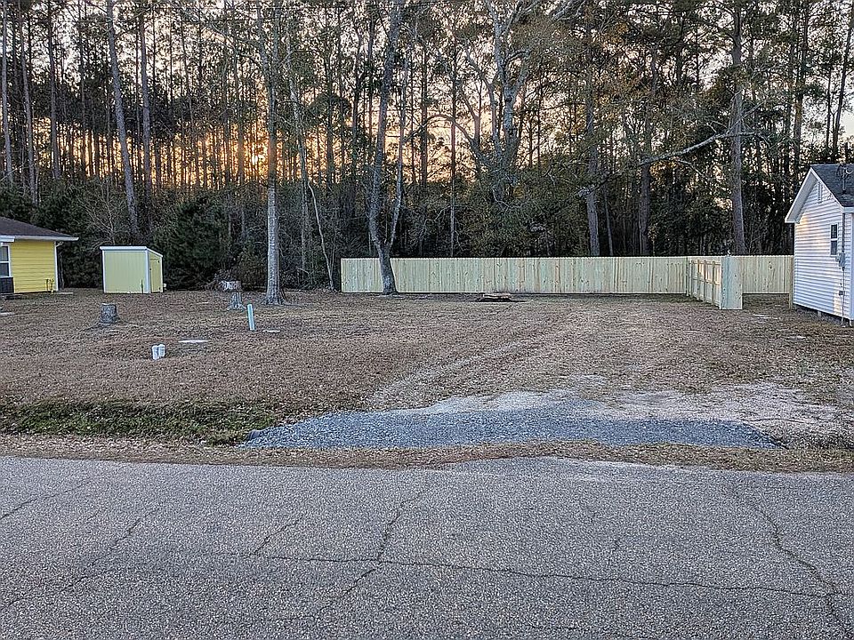 1st image of 23A 5th St