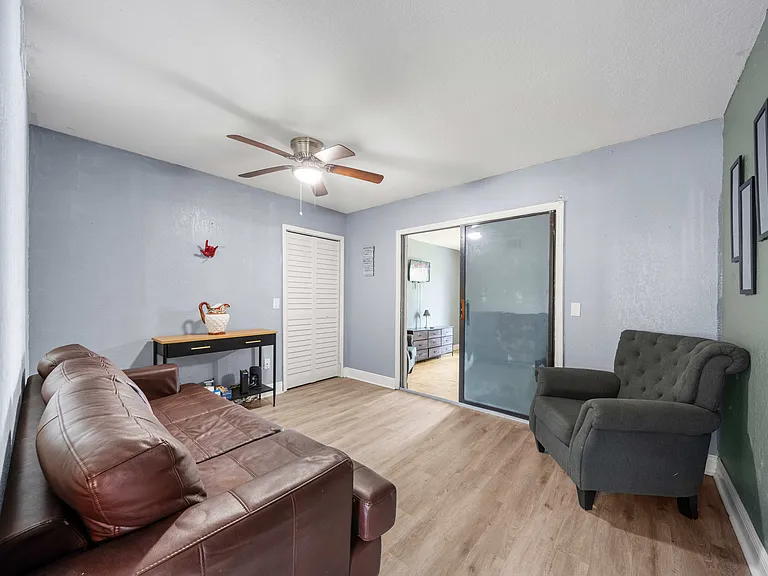 1110 E Lakeshore Blvd #3 — Photo 18
