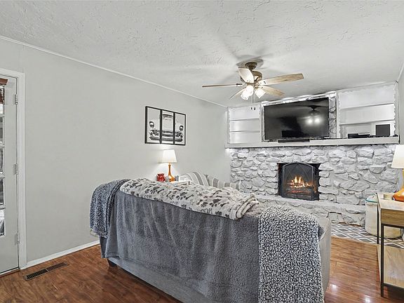 5th image of 2255 S 83rd East Ave