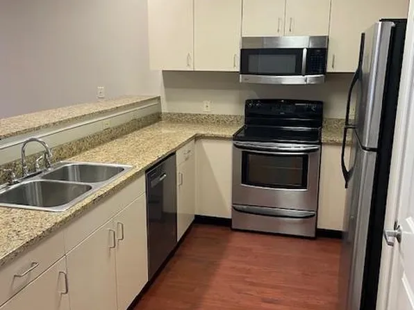 301 E Ml King Blvd Unit 203, Chattanooga, TN 37403