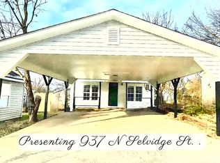 937 N Selvidge St, Dalton, GA 30720