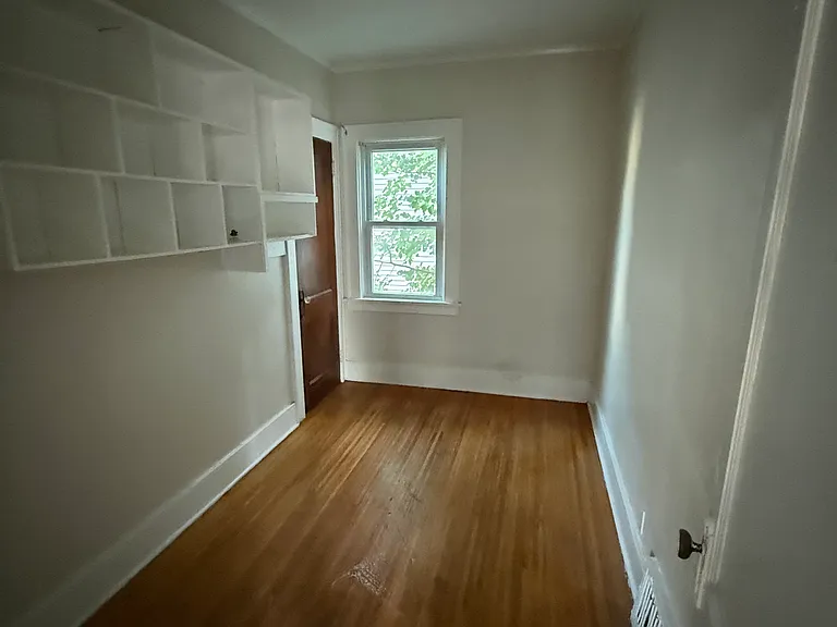 1624 N Goodman St #1 — Photo 3