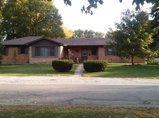 211 W 2nd St, Minonk, IL
