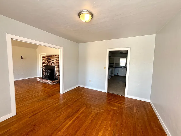 1659 County Rd E — Photo 5