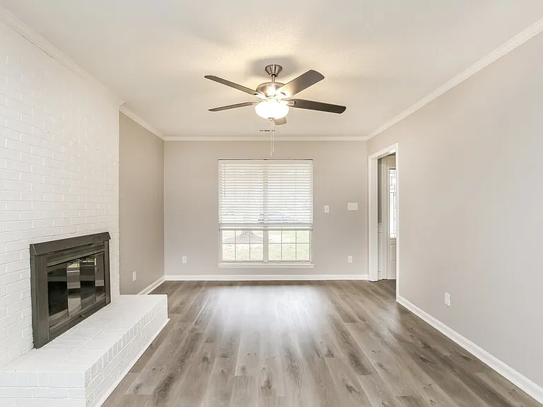 100 Bath Cir — Photo 4
