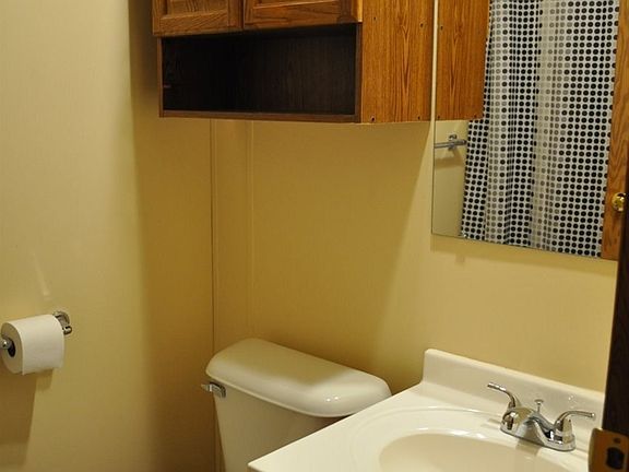 3rd image of 410 E Wilden Ave