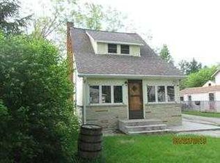 W347N5210 Elm Ave, Okauchee, WI 53069