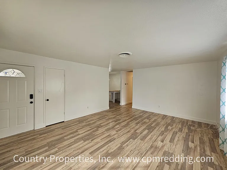 3320 Panorama Dr — Photo 7