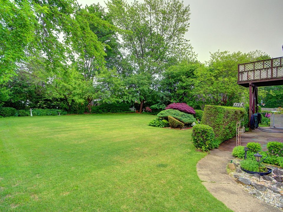 195 Timberline Dr, Brentwood, NY 11717 Zillow