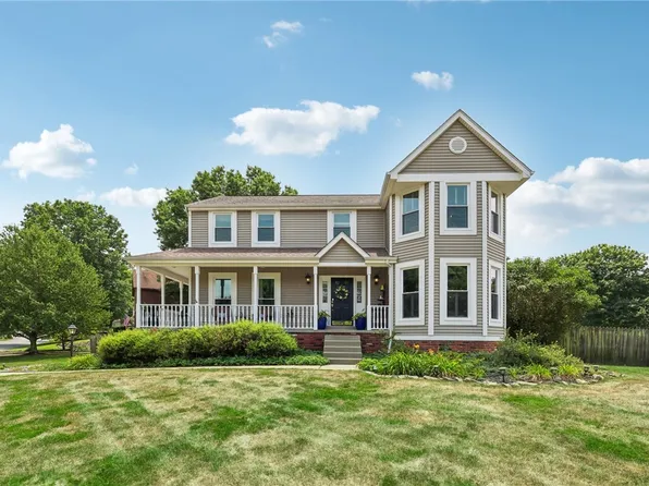 118 Oakdale Dr, Zelienople, PA 16063