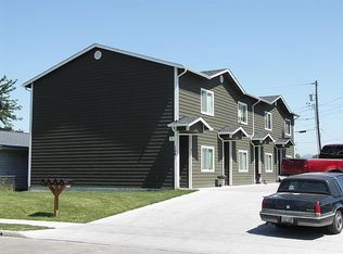 106 17th Ave APT 1, Longview, WA 98632