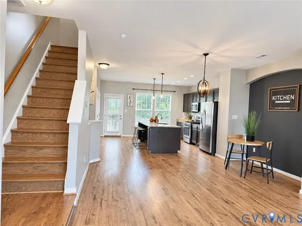 6113 W Stonepath Garden Dr, Chester, VA 23831