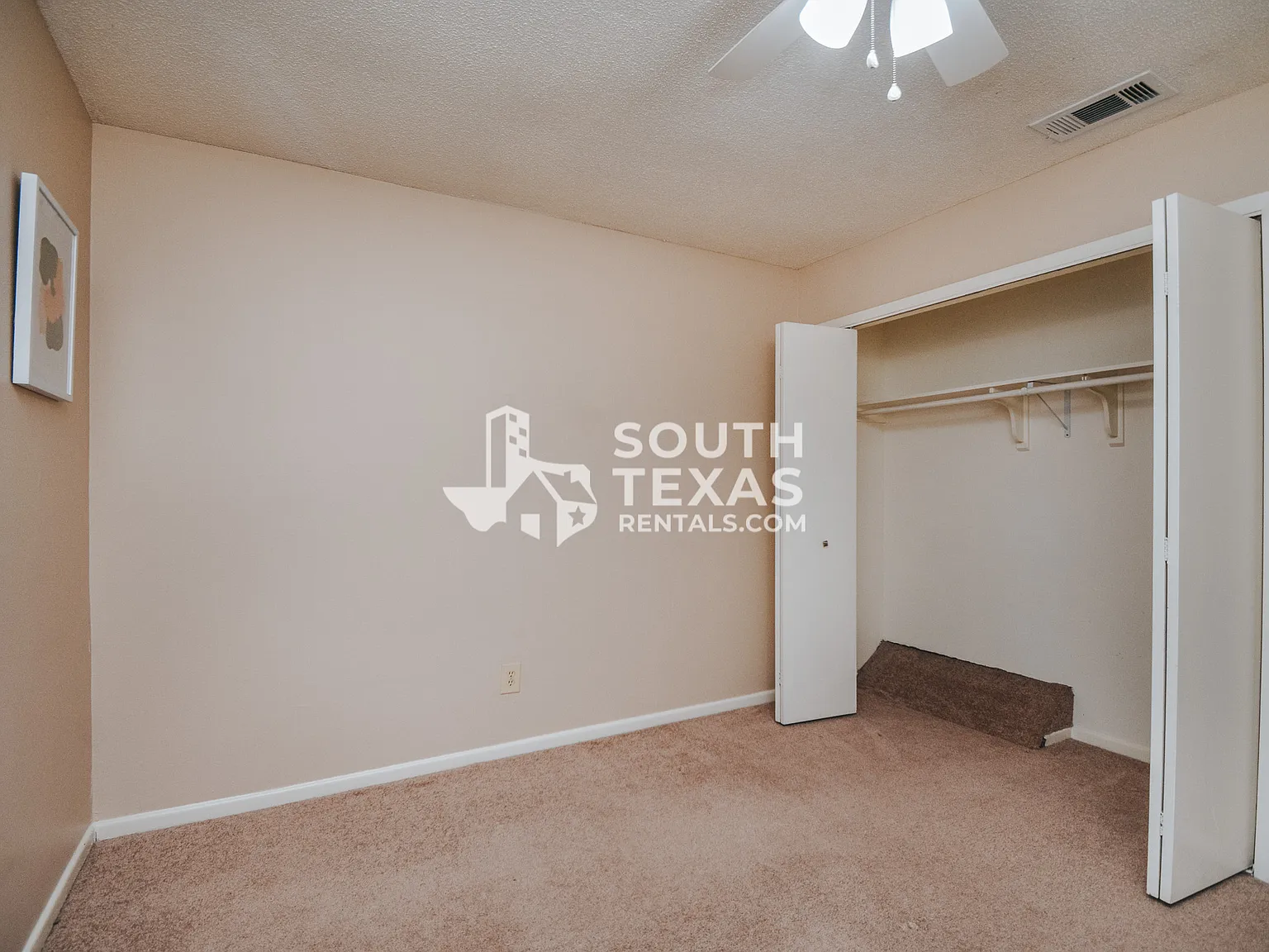 Sherwood Townhomes — Photo 3