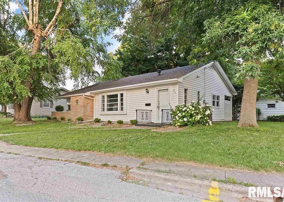 201 Mason St, Pittsfield, IL 62363 Zillow