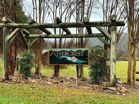 5th image of 35913595 River Crest Way