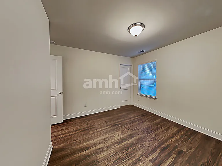 5280 Hudson Valley Dr — Photo 27